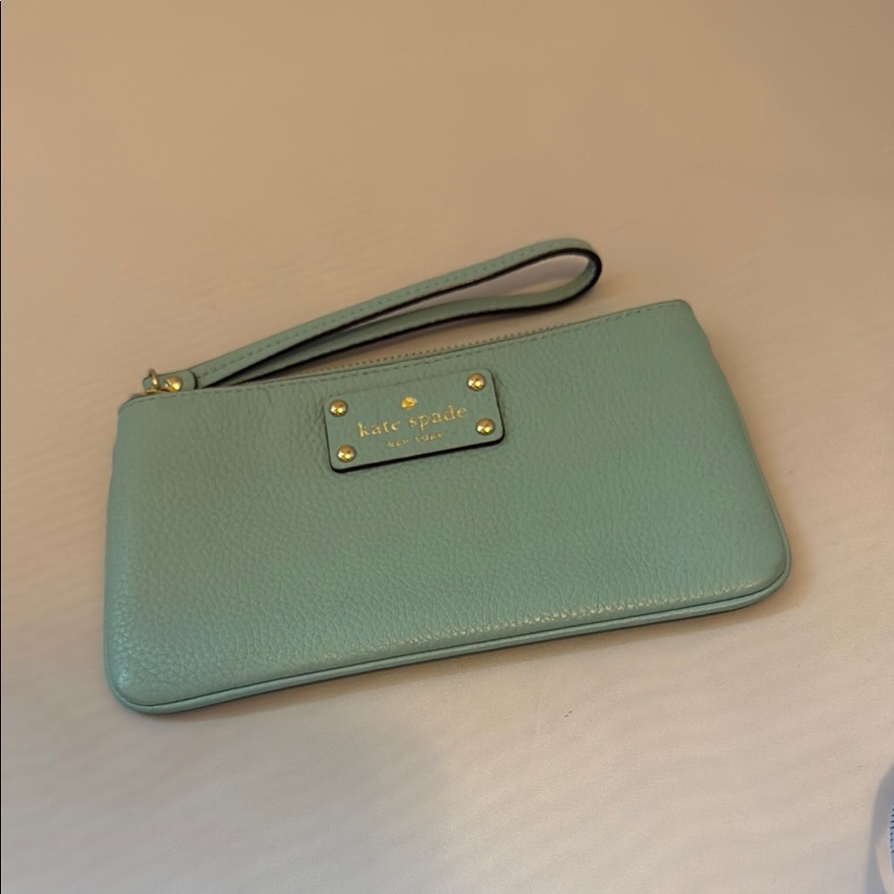 Kate Spade Wellesley Wristlet